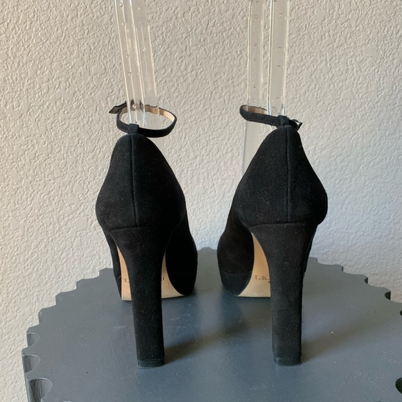 $125🔥Black heels size 8.5US or 39 - Picture 4 of 5